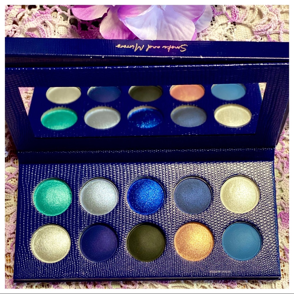 🎉2X HP🎊NIB REVOLUTION PRO “Smoke & Mirrors” 10Pc Intense Eyeshadow Kit - Picture 14 of 16